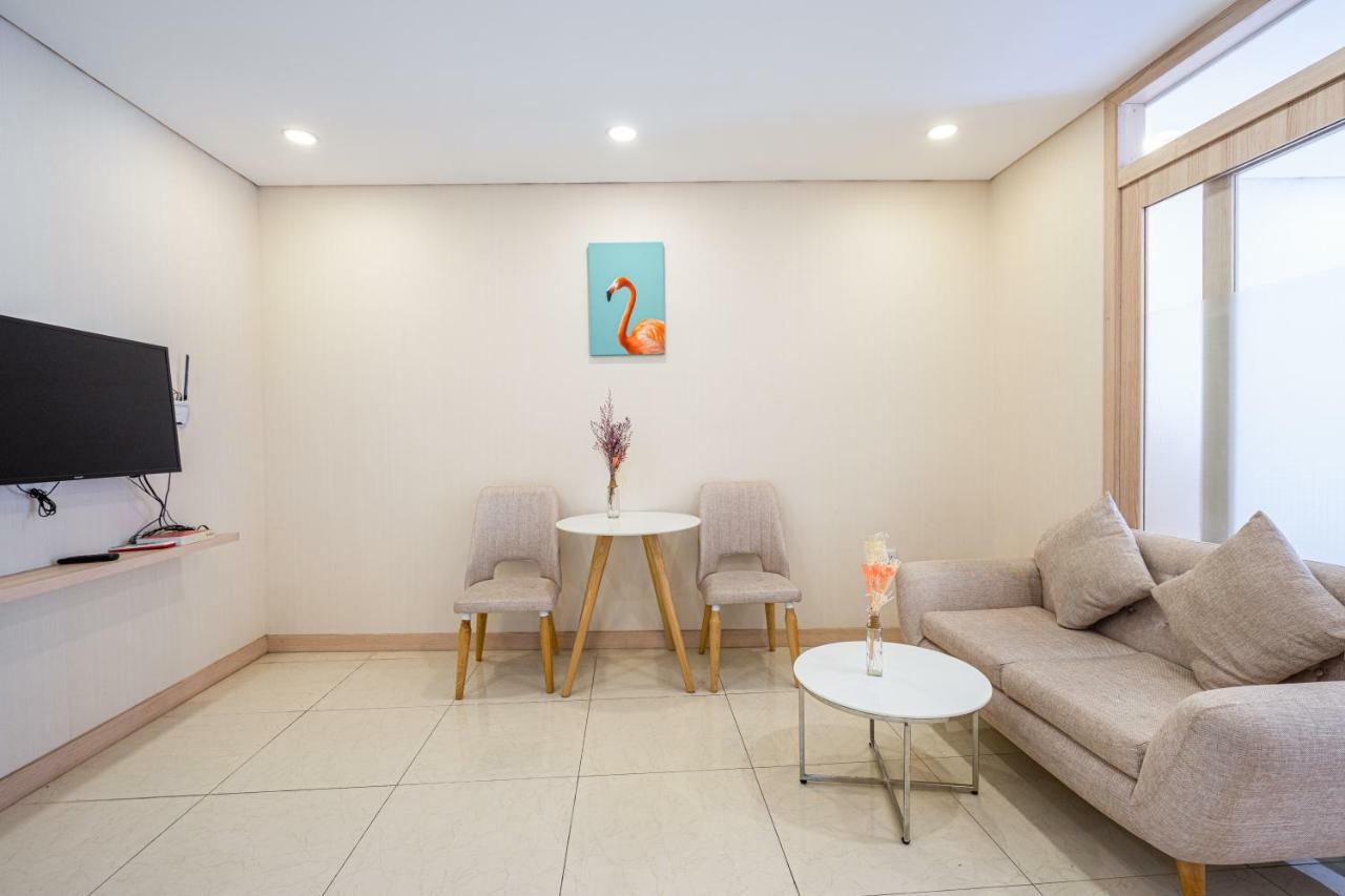Luxy Park Hotel & Apartments - Notre Dame Ho Şi Min Cameră foto